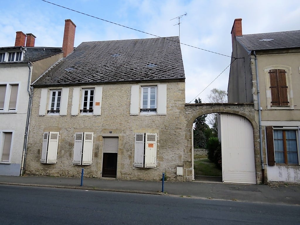 Maison à vendre à Nérondes