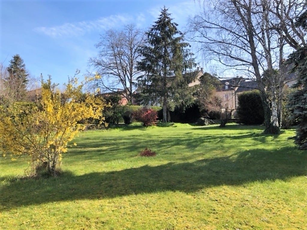 Maison à vendre à Nérondes