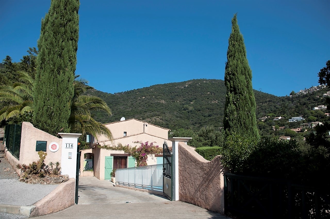 Découvrer cette superbe maison à Cavalaire-sur-Mer – De Particulier à Particulier