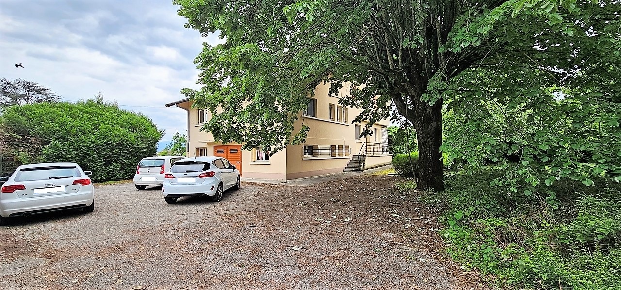 Maison à Chatte