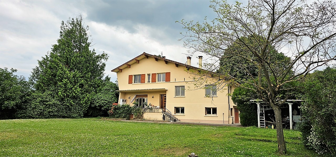 Maison à Chatte