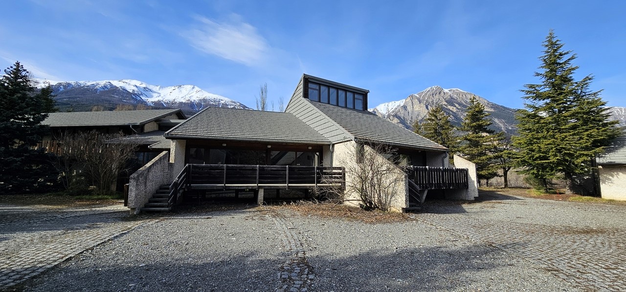 Achetez un Domaine Touristique dans les Hautes-Alpes