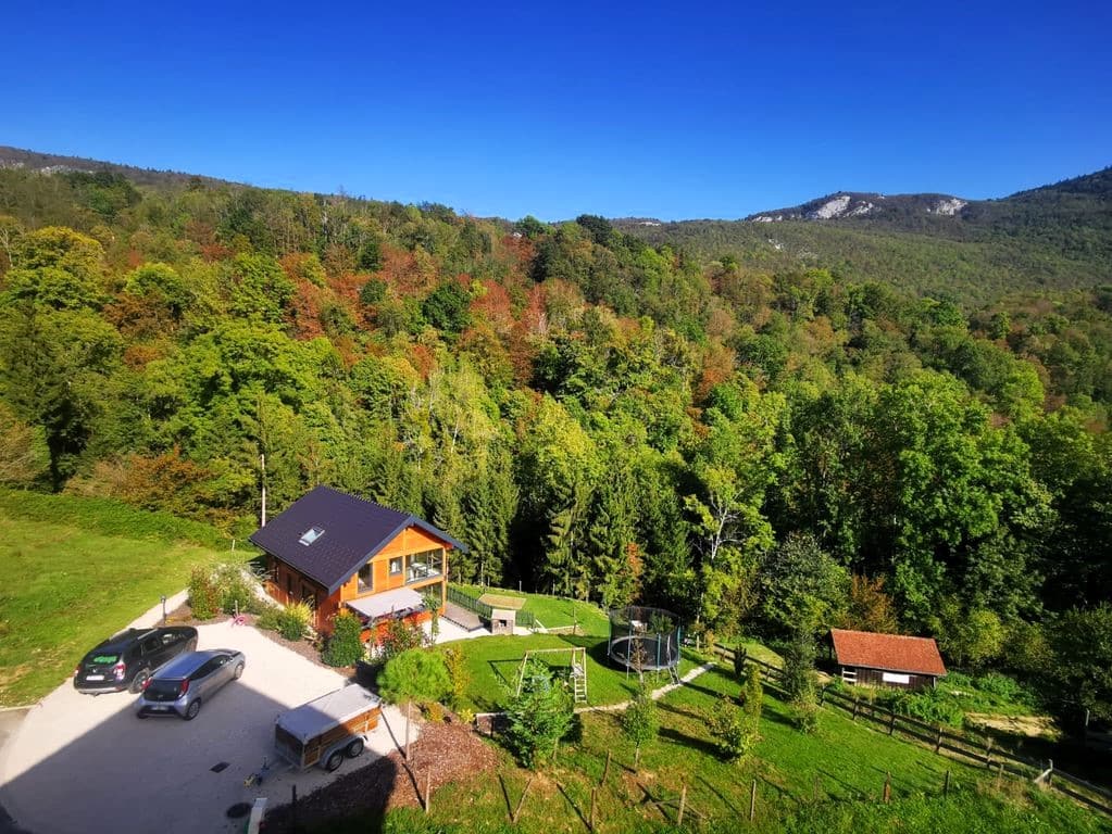 Votre villa neuve dans un écrin de verdure à 2 pas du lac et des plages