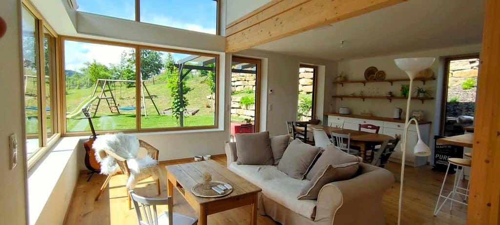 Votre villa neuve dans un écrin de verdure à 2 pas du lac et des plages