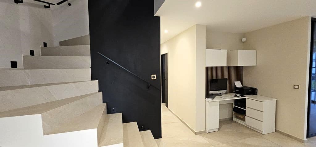 Villa d'Architecte Neuve au Calme en Impasse