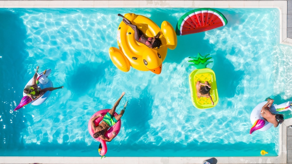 Pensez à l'entretien de la piscine