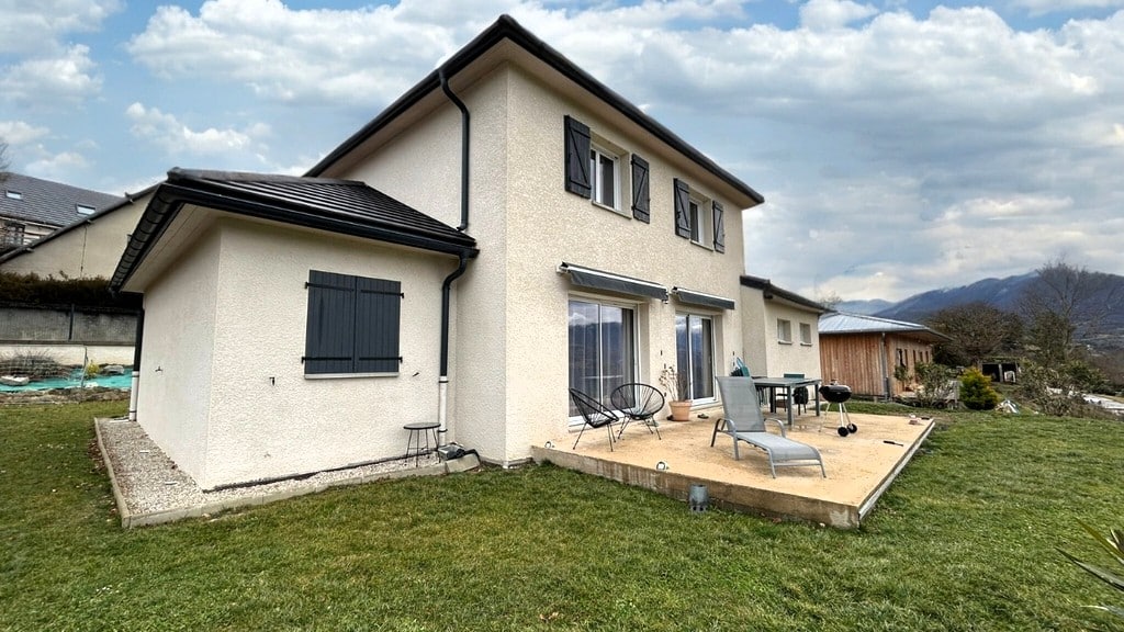 Maison Neuve proche de La Mure de Particulier à Particulier