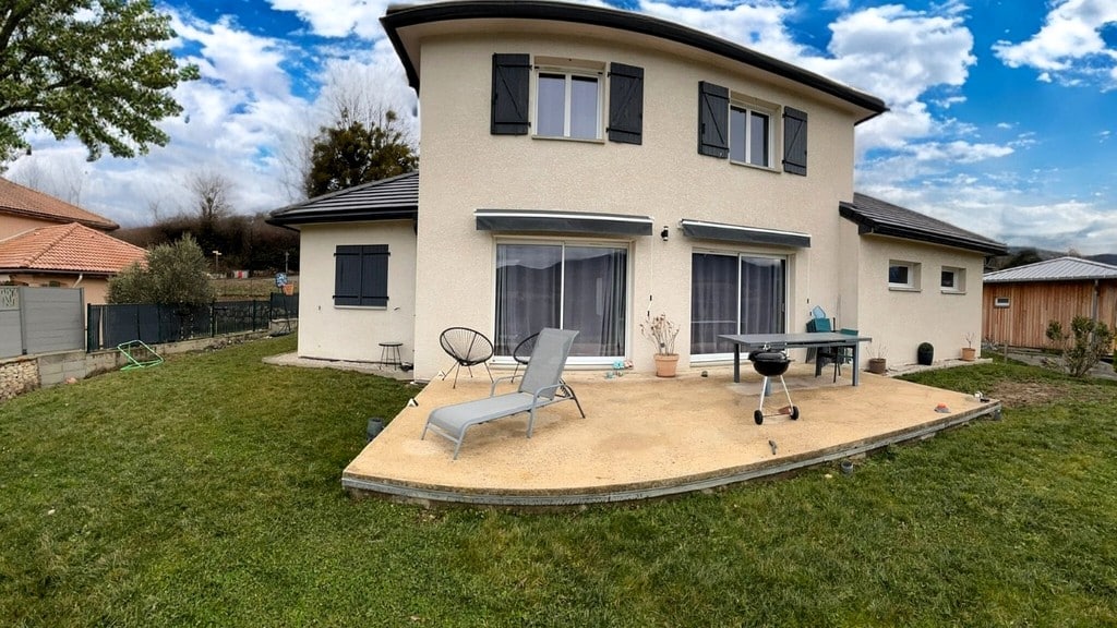 Maison Neuve proche de La Mure de Particulier à Particulier