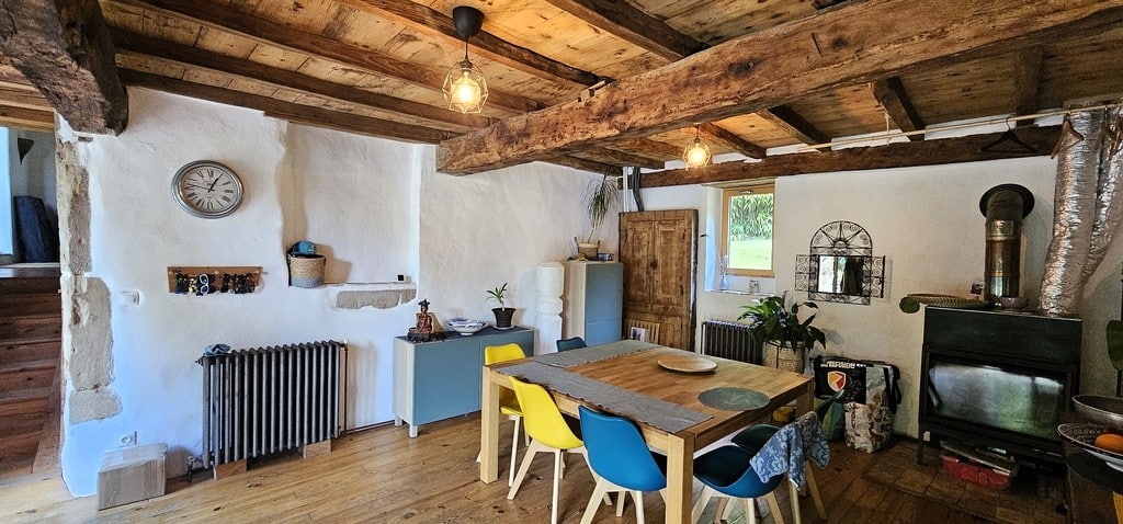 Ferme rénovée avec dépendances à vendre