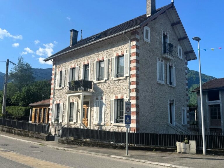 Maison à vendre à Saint-Gervais : idéale vie et projet touristique