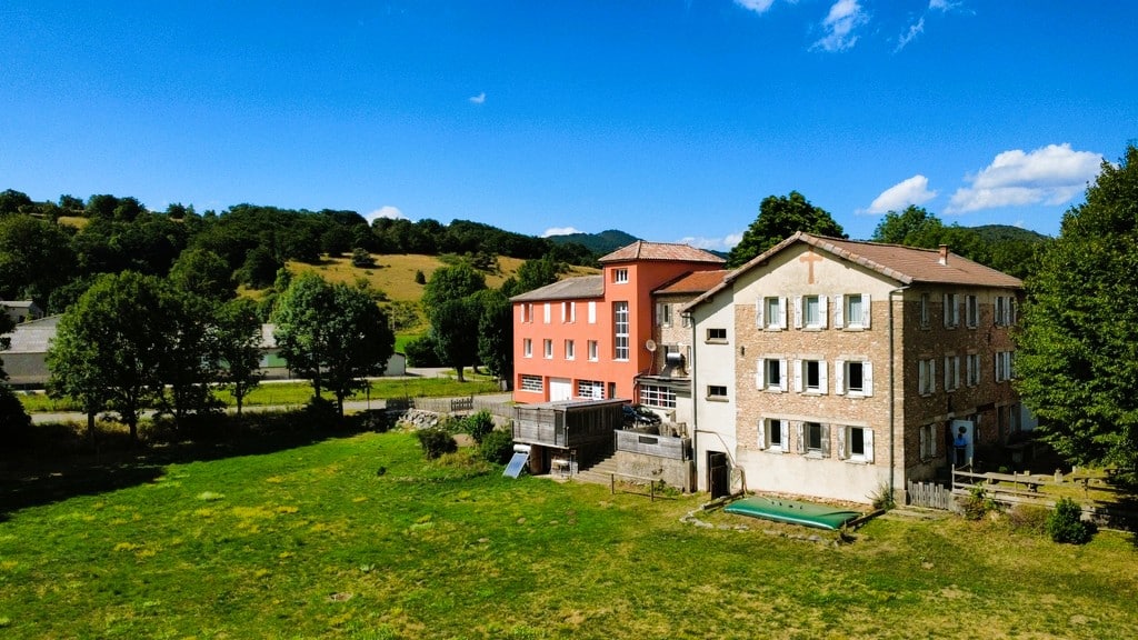 gite-etape-maison-caractere-a-vendre-vercors
