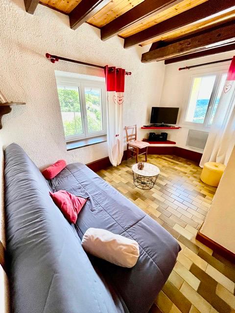 Appartement à vendre dans le  Dévoluy – 55 m² lumineux + jardin privatif & vue panoramique
