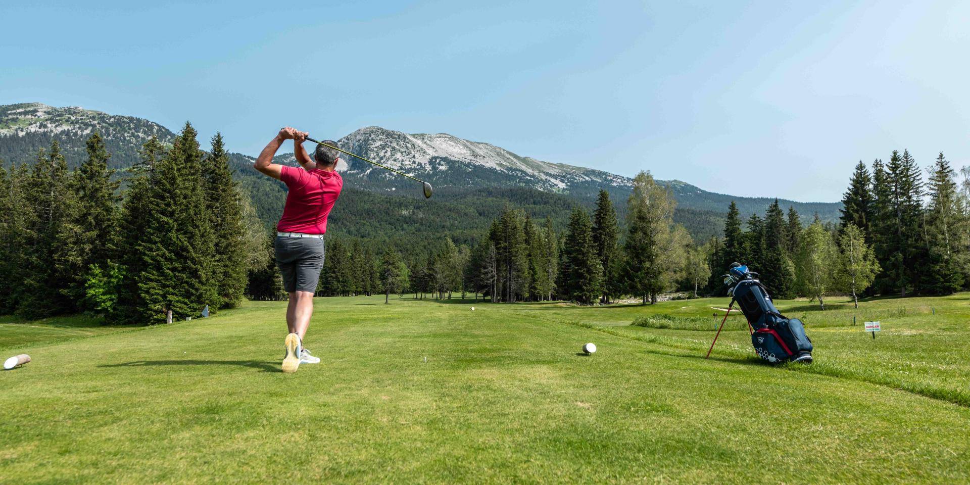 Golf-Villard-Correncon Corrençon-en-Vercors En été