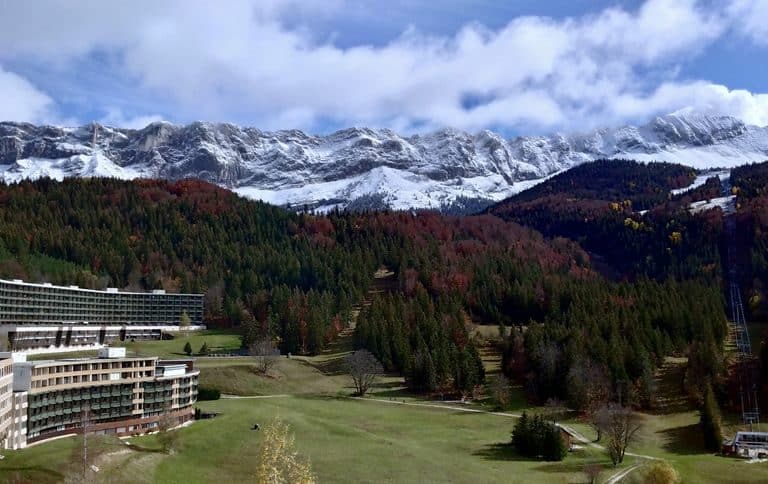 🏔️ Appartement avec Vue Montagne à Villard-de-Lans – Pied des Pistes, Terrasse Sud & Calme Absolu !