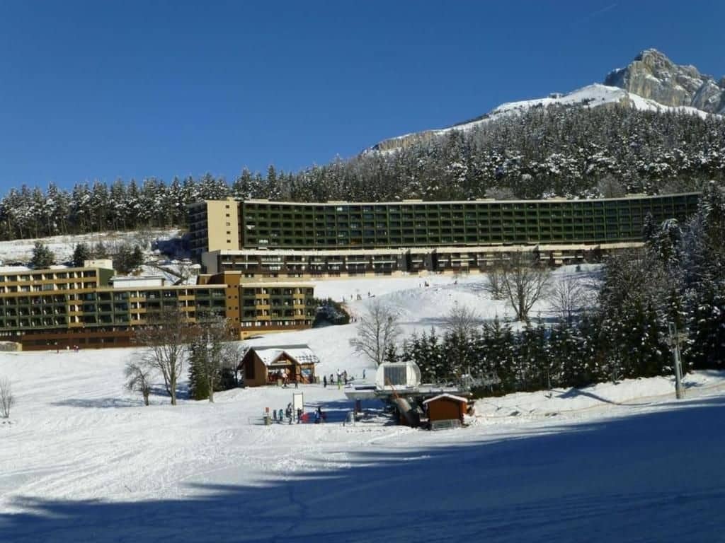 🏔️ Appartement avec Vue Montagne à Villard-de-Lans – Pied des Pistes, Terrasse Sud & Calme Absolu !