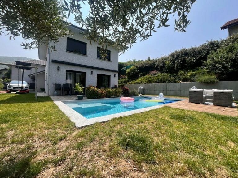 Maison Familiale BBC avec Piscine à Bresson – Douceur de Vivre, 10 min de Grenoble 🌿