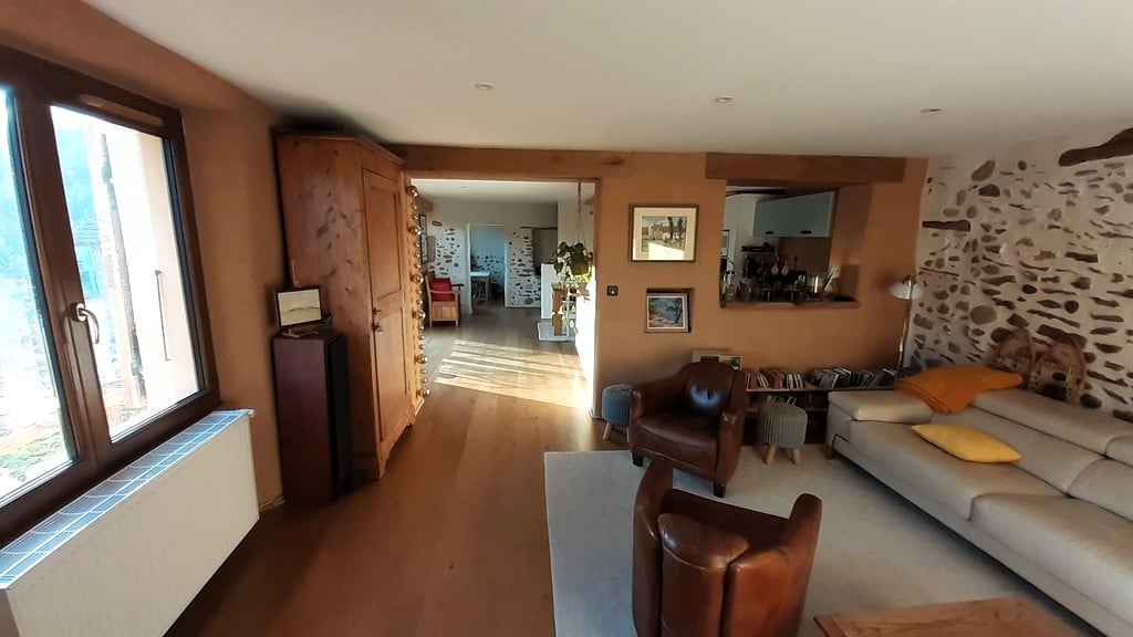 🌿 Maison dauphinoise rénovée à Saint-Vérand- Vue Vercors & terrain 3823 m²