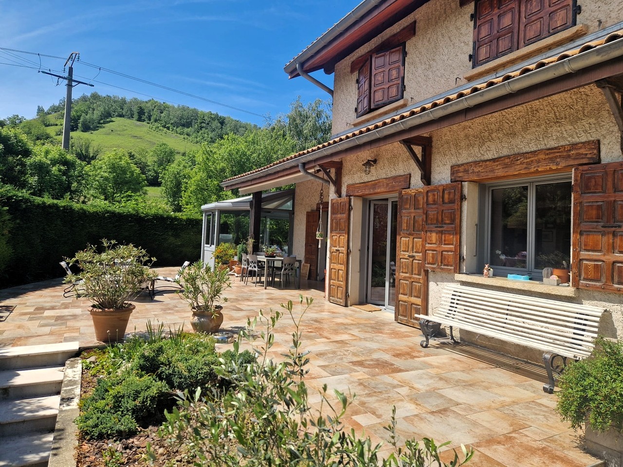Maison à vendre à Brié-et-Angonnes de particulier à particulier avec piscine et grand garage