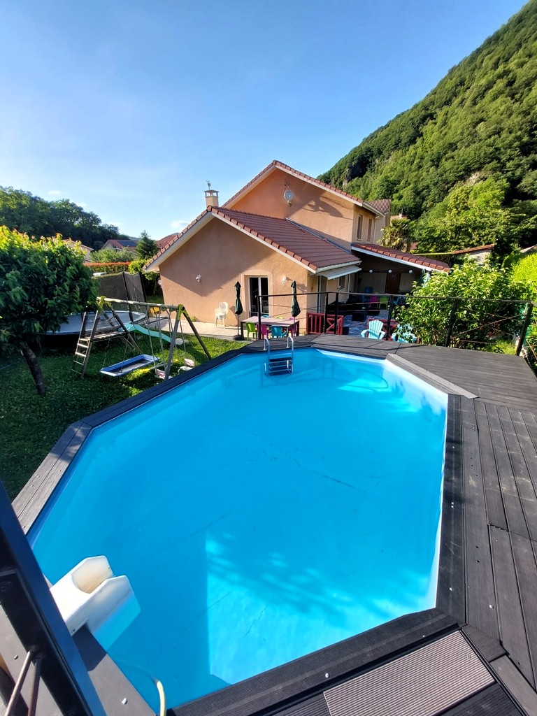 Maison à vendre à Vizille entre particuliers – 130m², piscine, vue montagnes | 2026