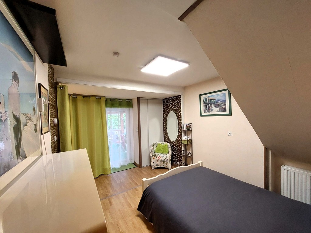 Maison à vendre à Vizille entre particuliers – 130m², piscine, vue montagnes | 2026