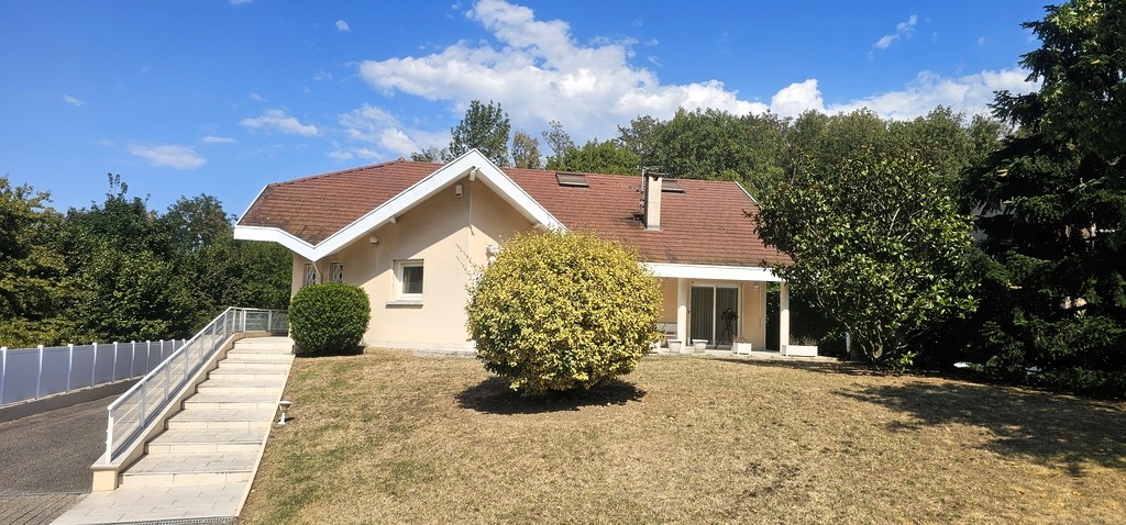 Villa d&rsquo;architecte à vendre à Eybens (38320) – Vente de Particulier à Particulier