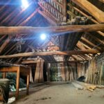 Espace sous charpente avec belle hauteur pour créer un open space ou des chambres